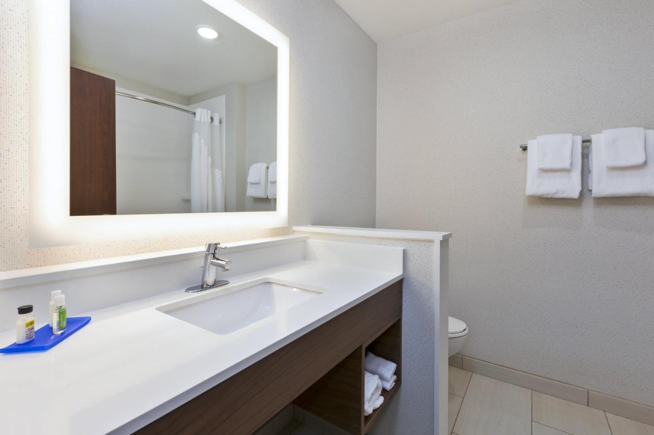 Holiday Inn Express & Suites - Painesville - Concord By Ihg Exteriér fotografie