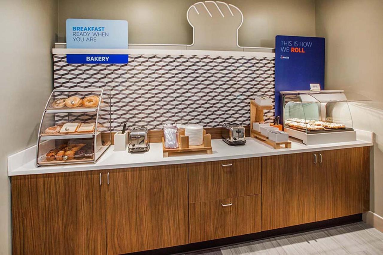 Holiday Inn Express & Suites - Painesville - Concord By Ihg Exteriér fotografie